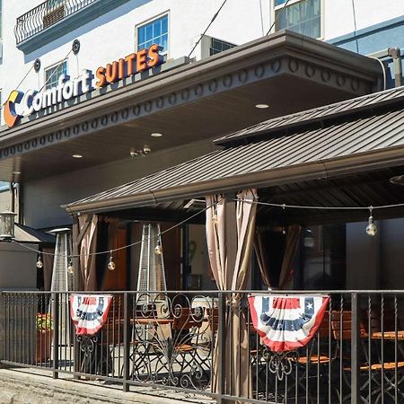 Comfort Suites Downtown Carlisle Bagian luar foto